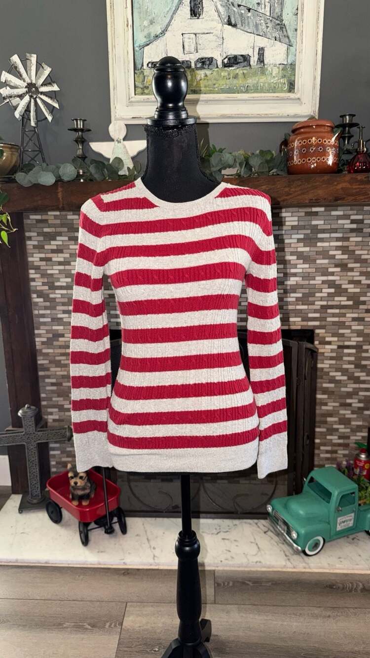 Gap Striped Sweater Size M Red White Cable Knit Long Sleeve Pullover